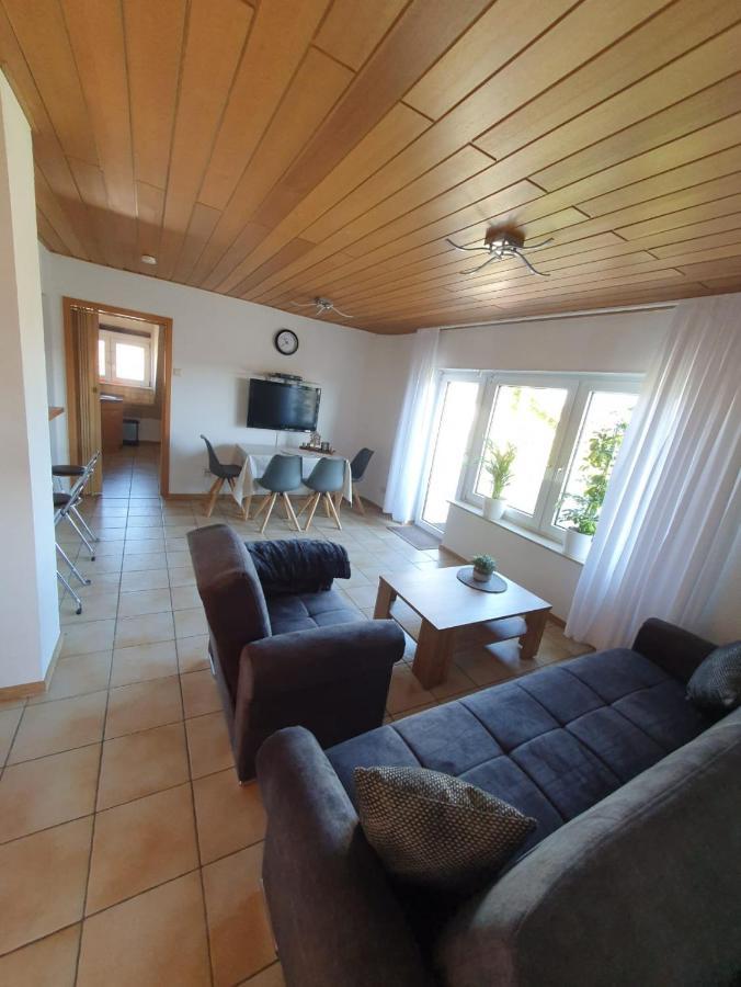 Ferienwohnung Rheinstetten Bagian luar foto