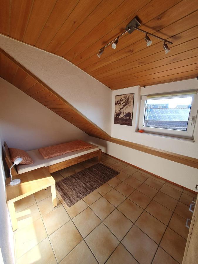 Ferienwohnung Rheinstetten Bagian luar foto